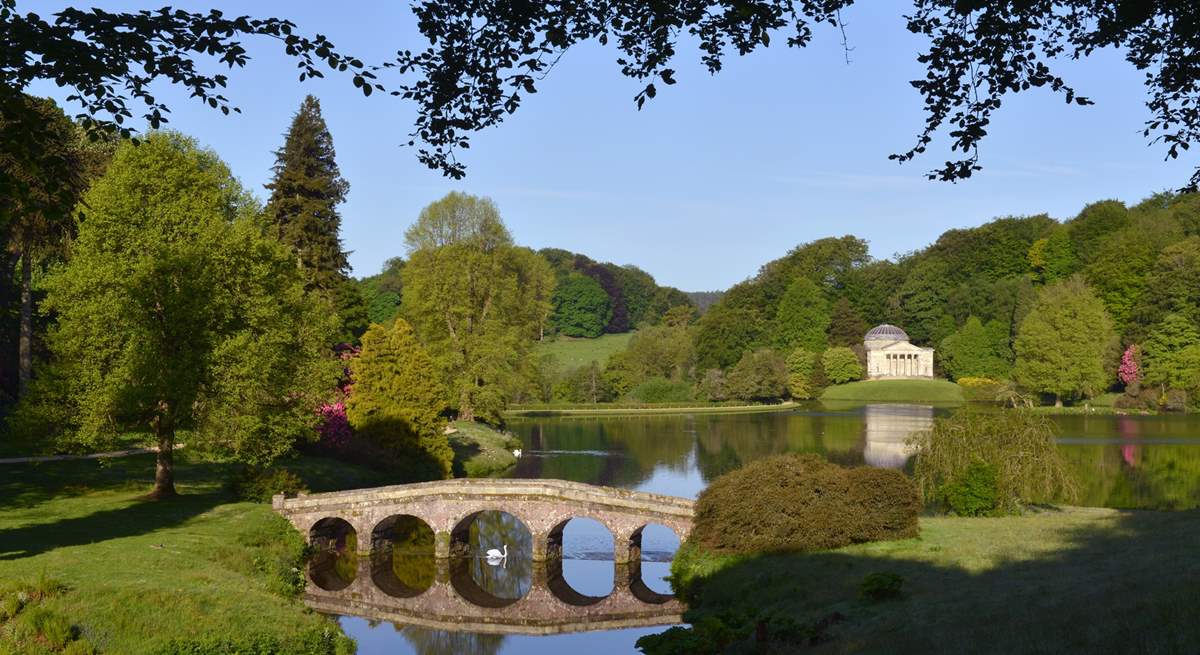 Stourhead is a twenty minute drive away and the autumnal colours are spectacular.