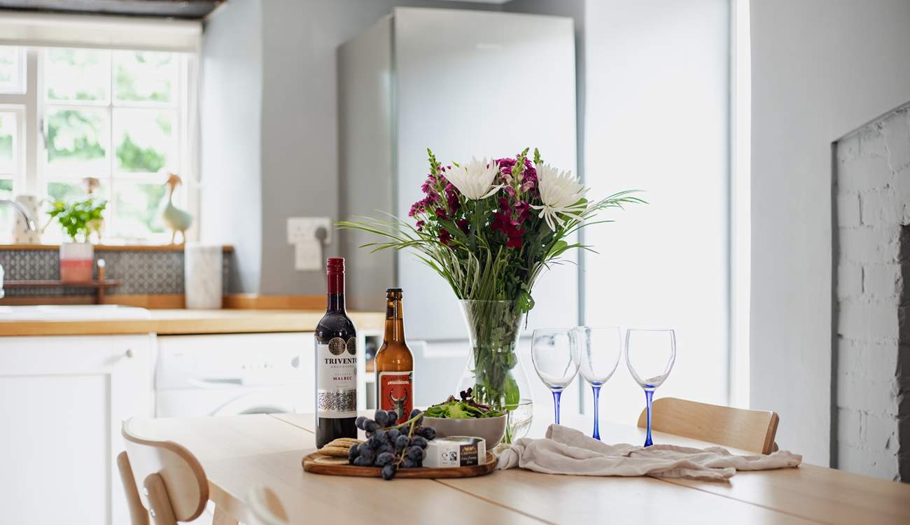 The super equipped kitchen will leave you wanting for nothing more.