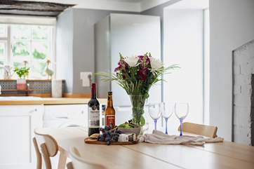 The super equipped kitchen will leave you wanting for nothing more.