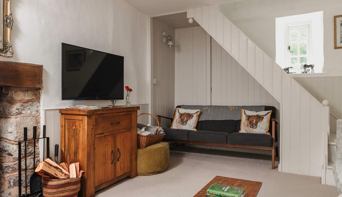 Picture perfect! Please note the stairs have an open side.