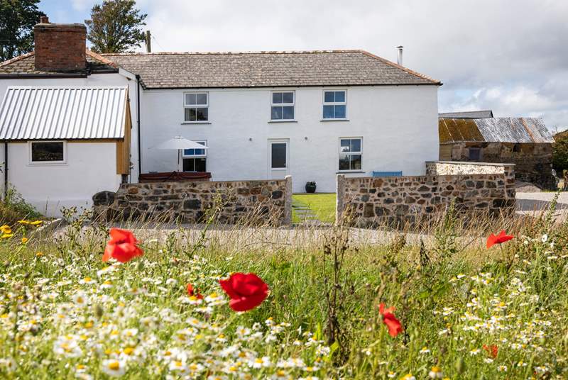 With one cottage next door, this location is also shared with Penlowen House, (across the other side of the lane) you can also book this lovely property through our website.