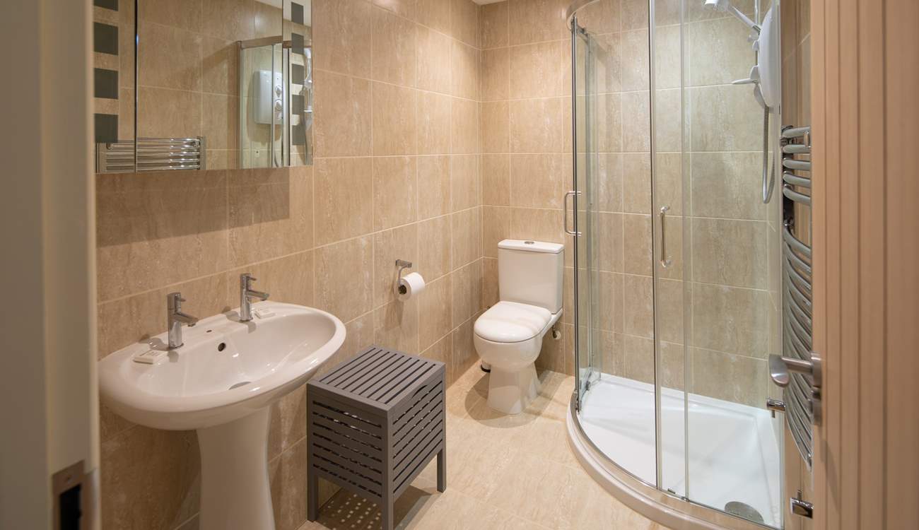 The family shower-room.