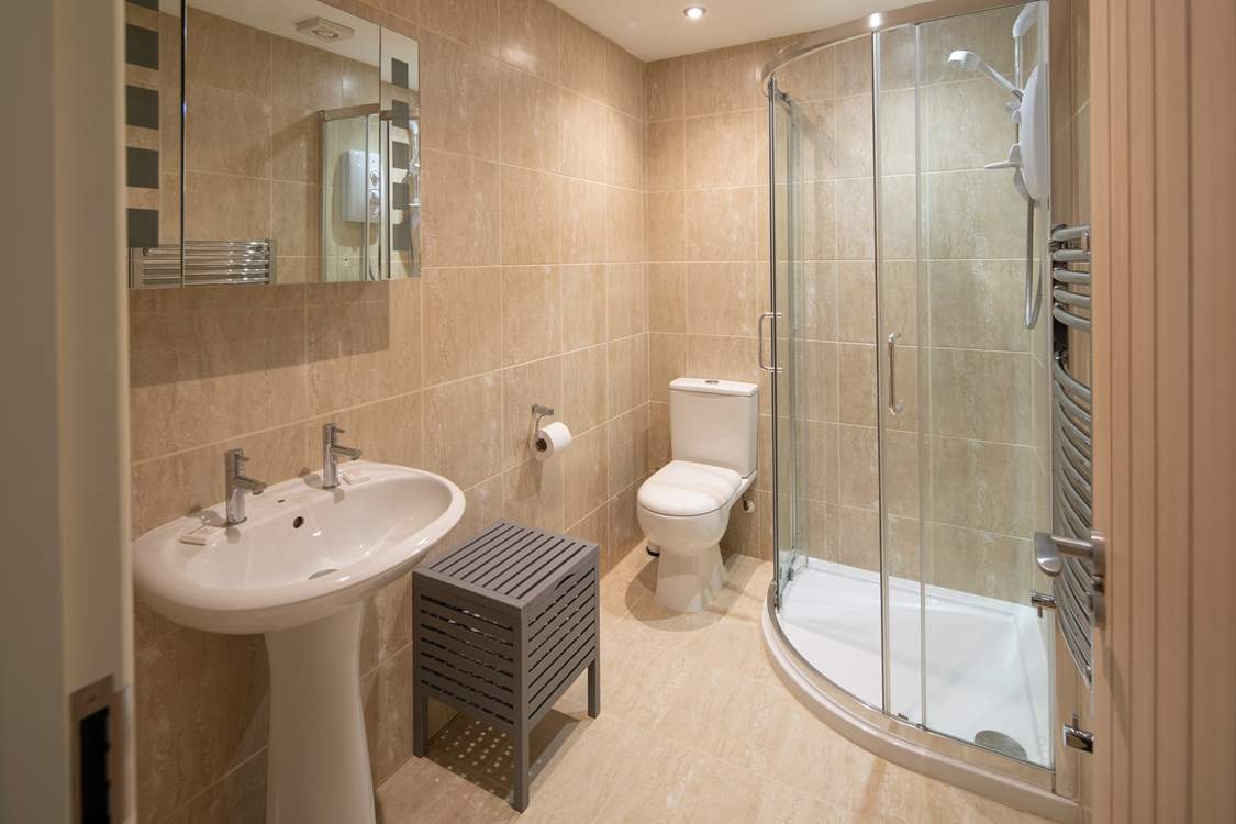 The family shower-room.
