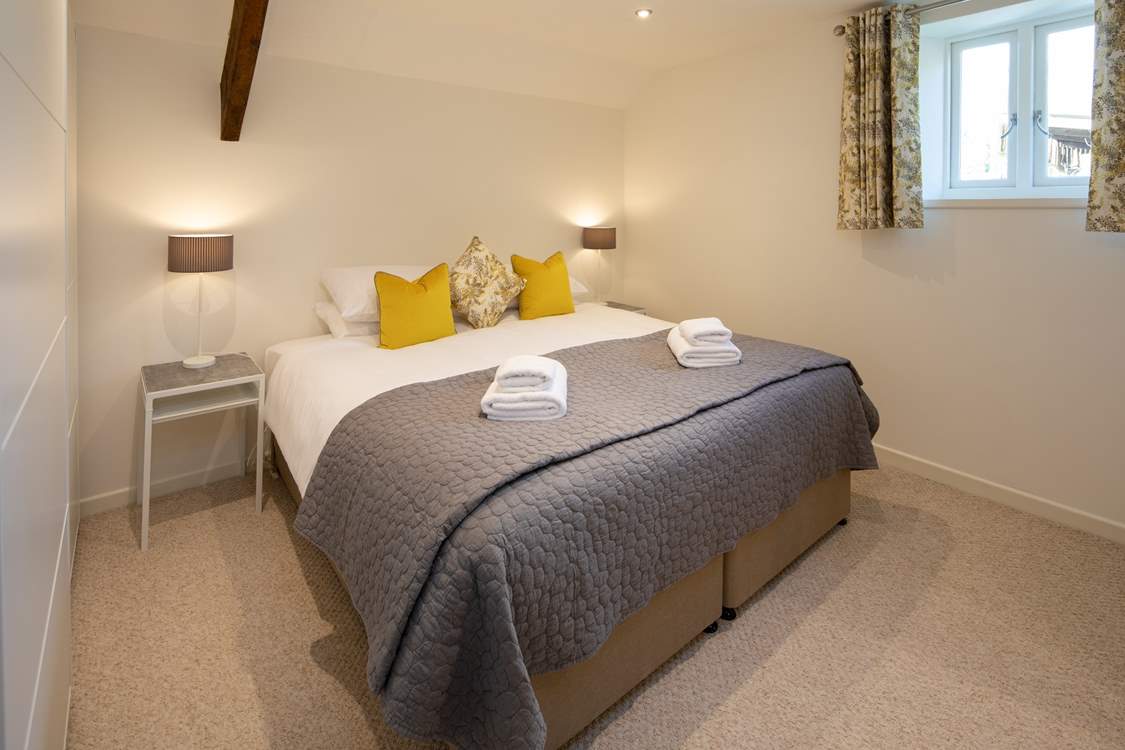 Such a fabulous and charming room. Perfect for that good night's sleep.