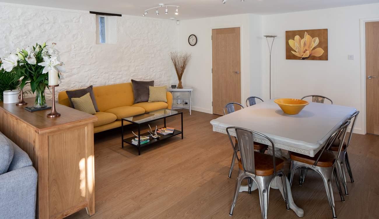 The open plan dining and sitting area.