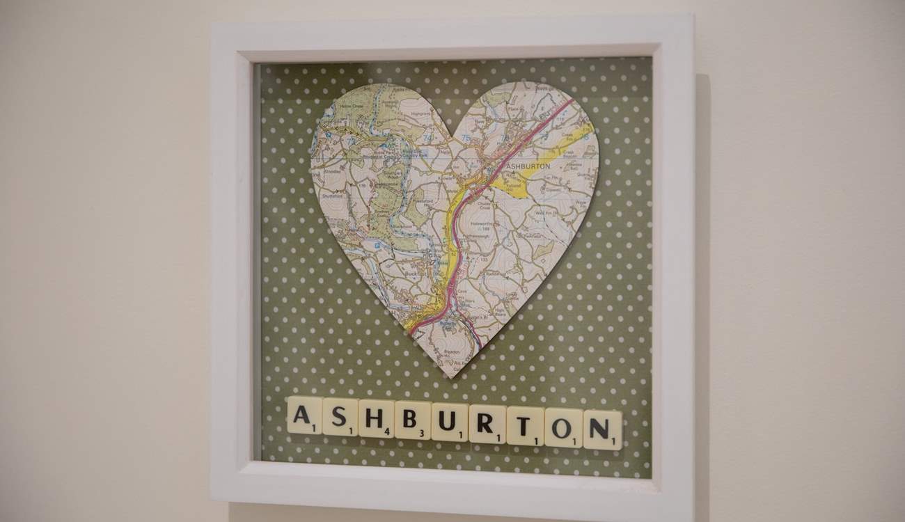 Even the cloakroom has charming decor.