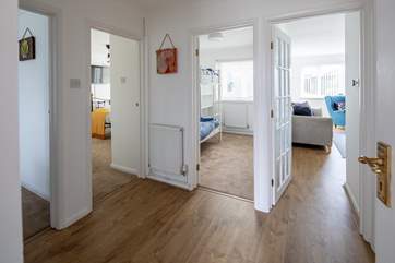 The entrance hall links all rooms very neatly.