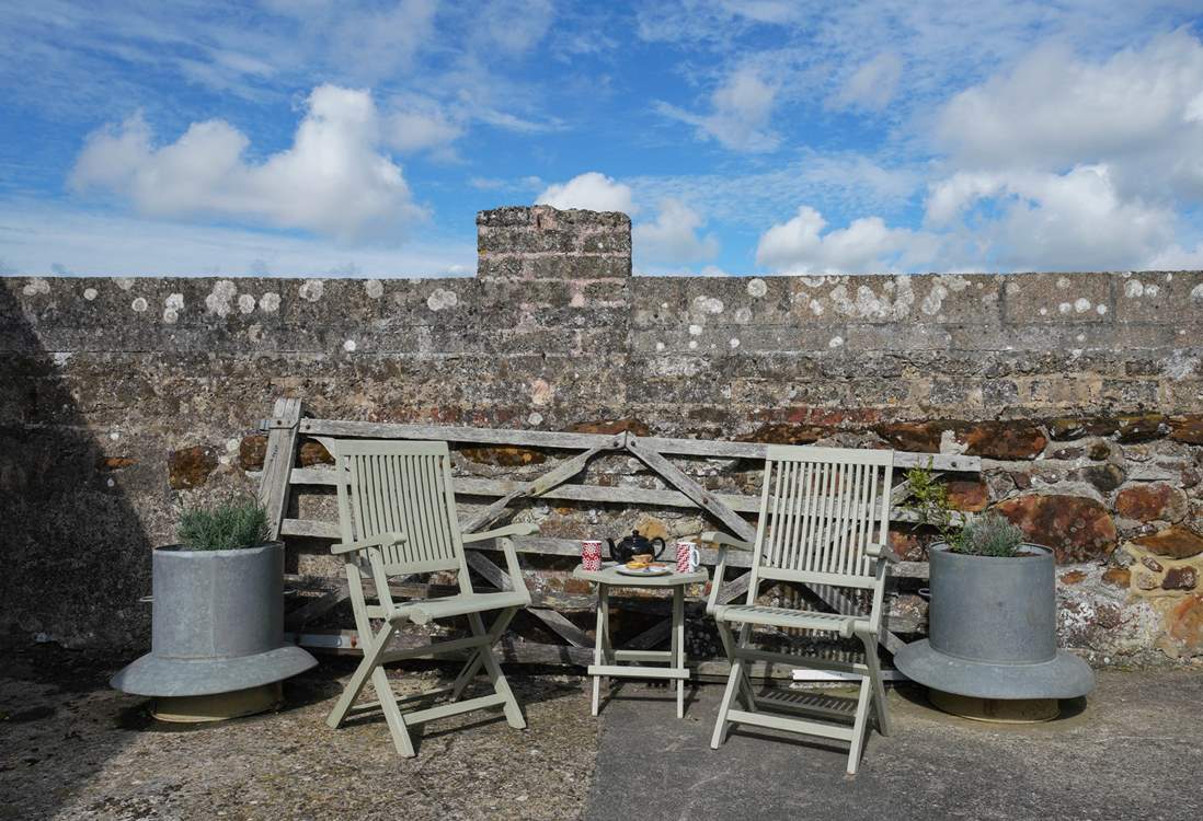 Based in the middle of the countryside, enjoy the peaceful setting.