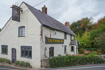 The Crown Inn is the local pub based in Shorwell.