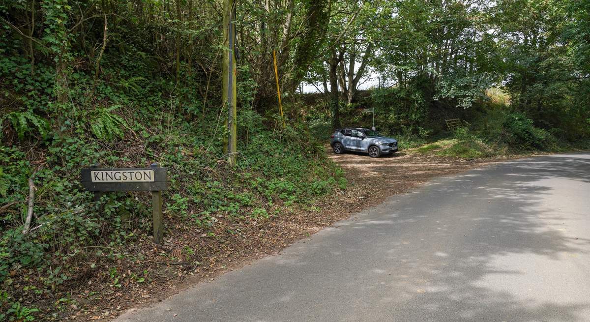 The access to Kingston Barns is along an unmade track...