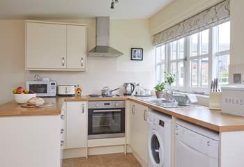 Enjoy cooking with views across the grounds. 