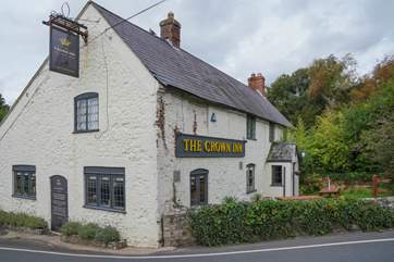 The Crown Inn is a short drive from The Pigsty.