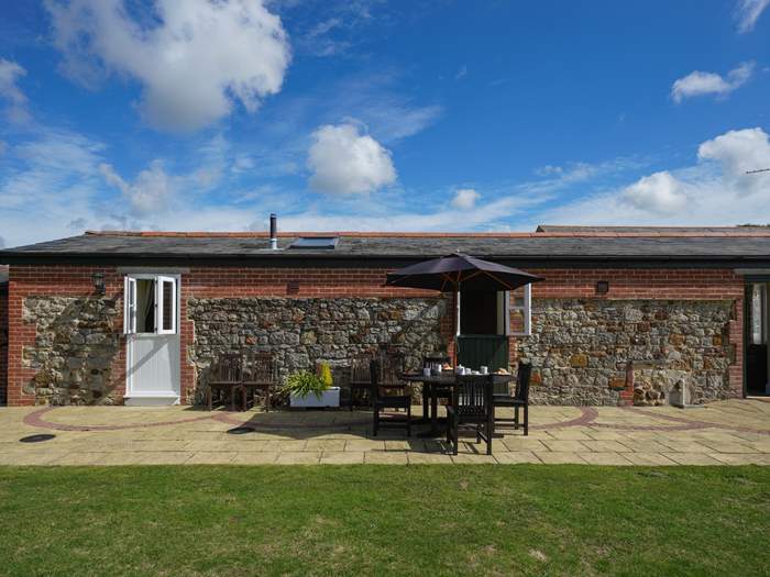 The Pigsty, Sleeps 4 in Brighstone