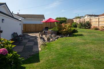 A lovely grassy space. Perfect for the little ones to run around on, letting off steam!