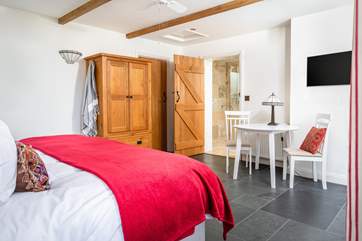 There is a walk in wet-room in the annexe.