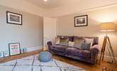 Comfortable lounge to the rear. - Thumbnail Image