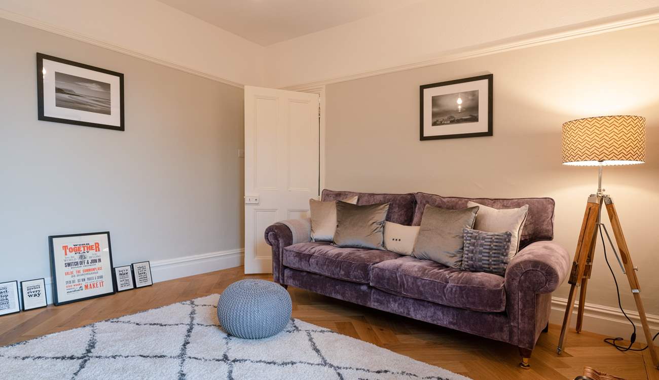 Comfortable lounge to the rear.