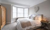 King-size room to the front of the property. - Thumbnail Image