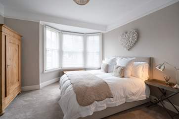King-size room to the front of the property.
