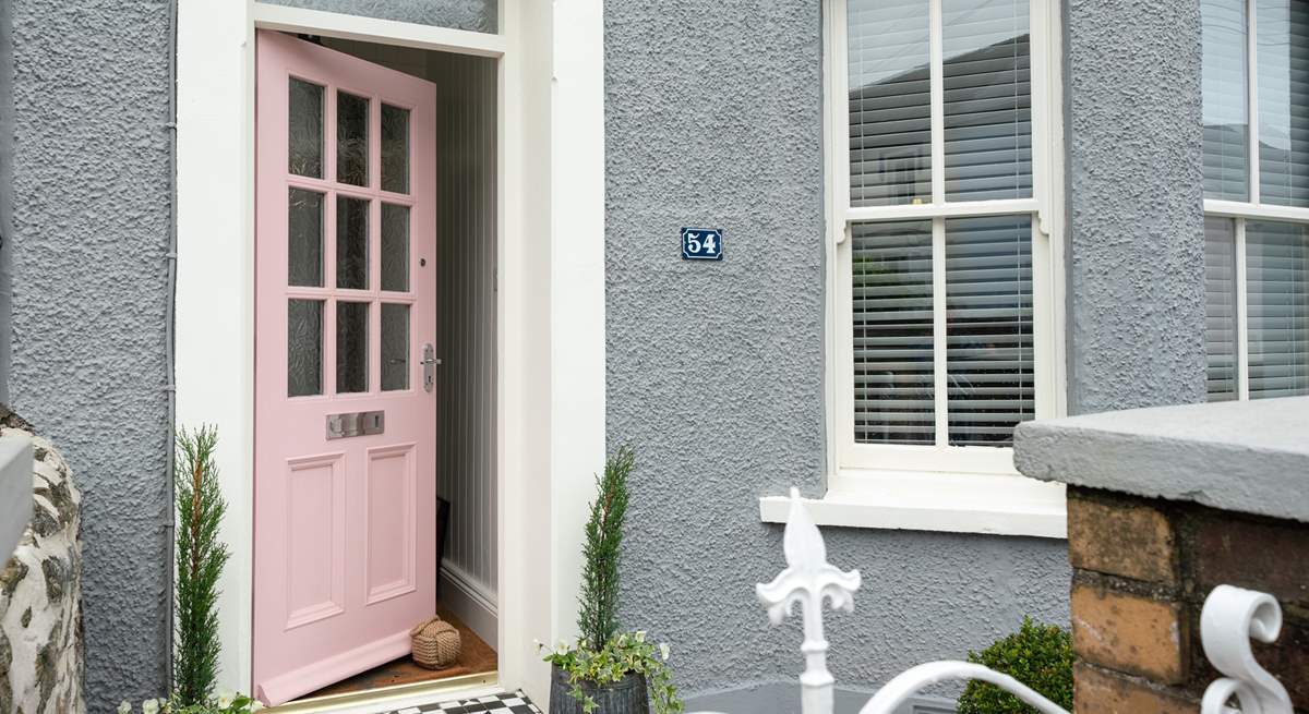 Come on in through the pink door.......