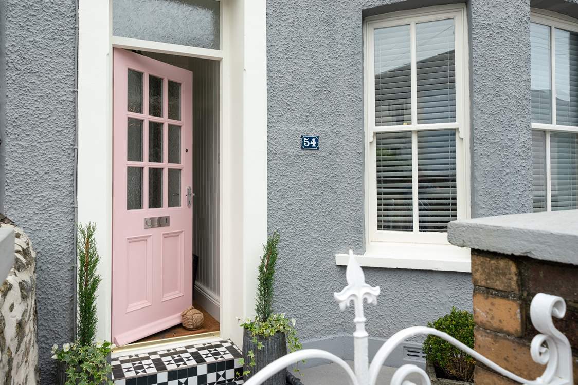 Come on in through the pink door.......