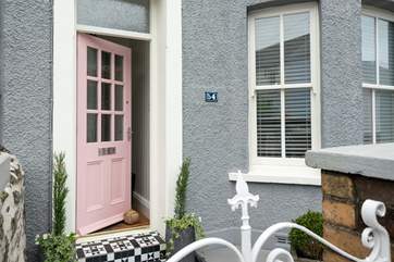 Come on in through the pink door.......