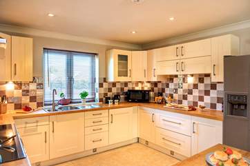 The kitchen/breakfast-room.