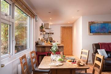 You can take a pew at the breakfast-bar or eat more formally at the table.