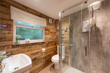 Nothing rustic about the shower-room, all the mod-cons you need to set you up for the day.
