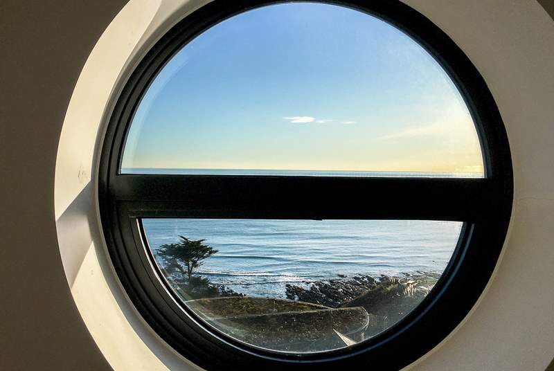 More of that view from the porthole window in bedroom 5/snug.