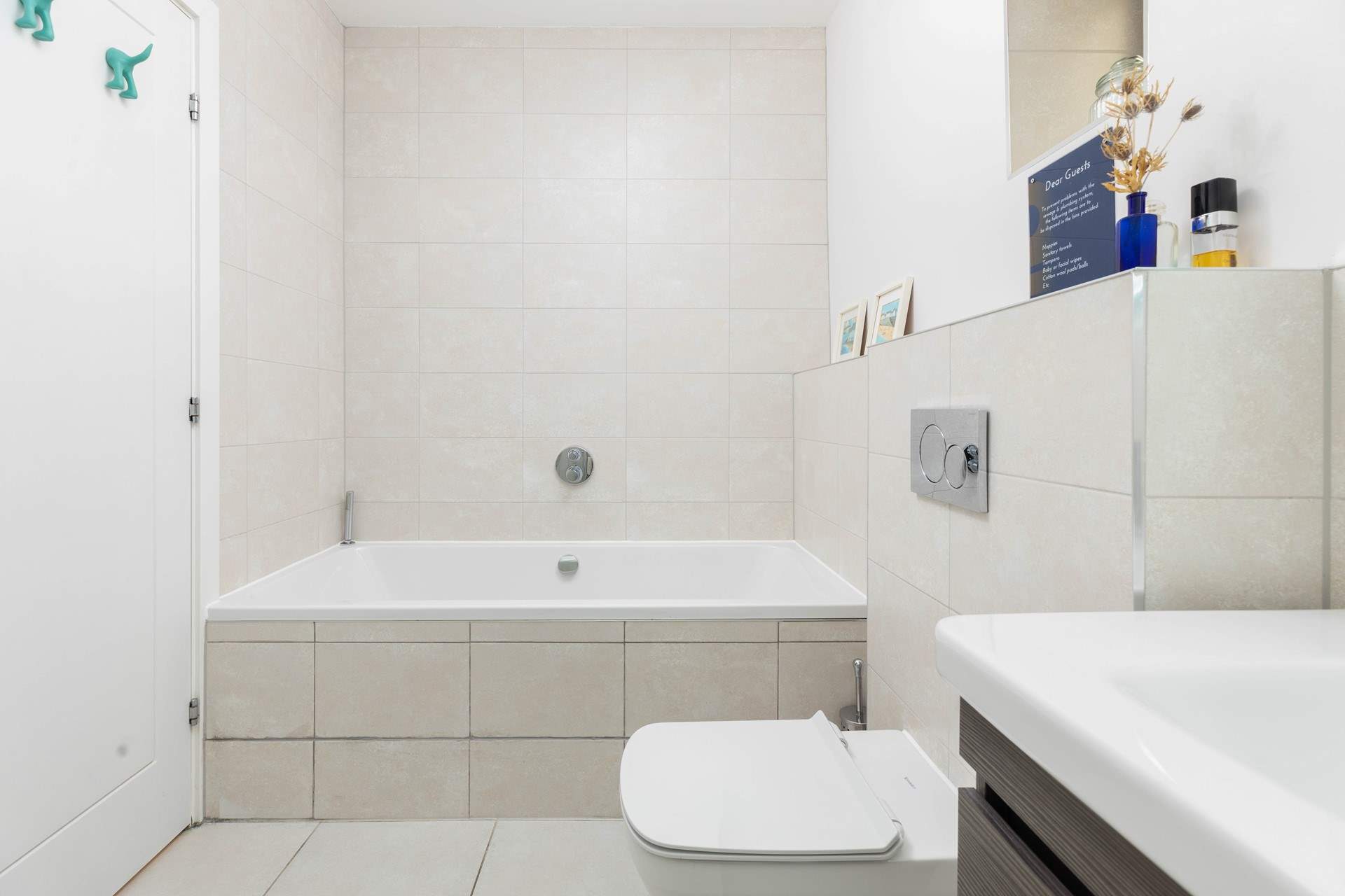 Cormorant has a family bathroom, two shower-rooms and one en suite bathroom.