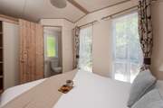 With an ensuite W/C and wash basin.