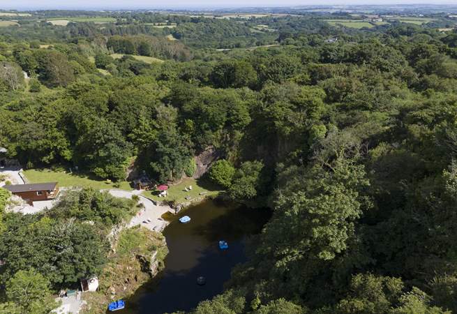 The hideaway is surrounded by Cornish countryside with the coast in easy reach. 
