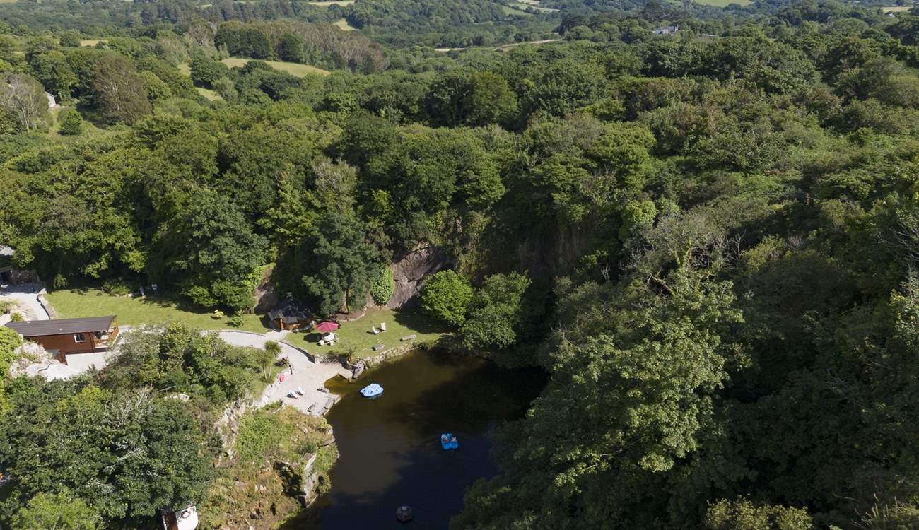 The hideaway is surrounded by Cornish countryside with the coast in easy reach. 
