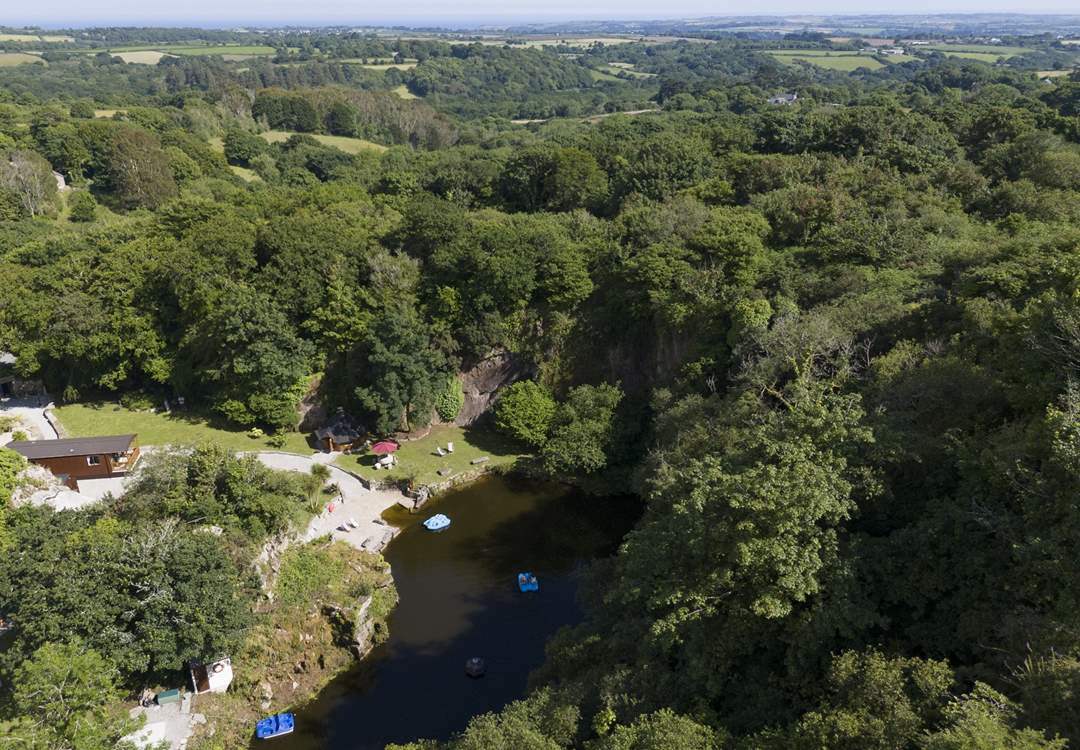 The hideaway is surrounded by Cornish countryside with the coast in easy reach.