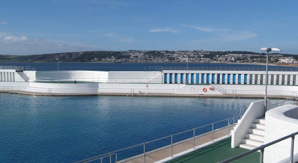 Notable art deco architecture from 1935 gives this open-air lido right on the shingle beach in Penzance an exotic feel.