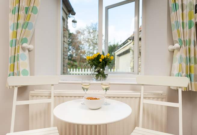 A sweet table in the kitchen.