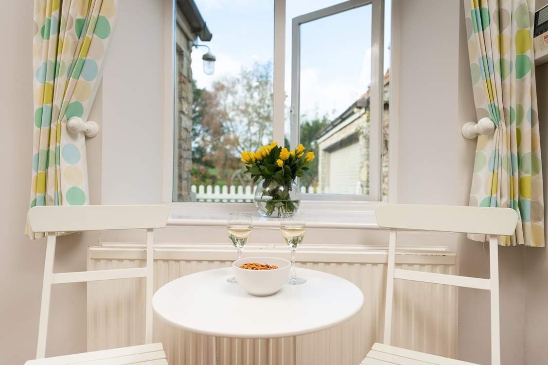 A sweet table in the kitchen.
