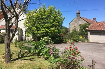 Your driveway is directly in front of the cottage and this area is yours to enjoy. The friendly owners are close enough to be on hand should you need them however you're assured of the utmost privacy.