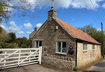 The owners' home is across the driveway - close enough to be on hand should you need them but you are assured of the utmost privacy. You have private use of all this area behind the white gate.