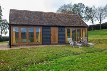 Hill Farm Cottage is a delightful Sussex barn conversion for two, in the heart of the East Sussex countryside.