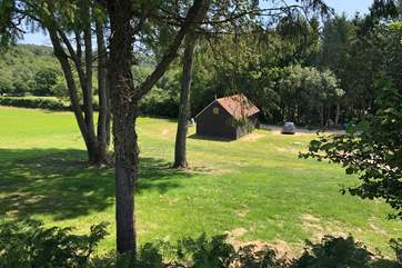 Another view of Hill Farm Cottage.