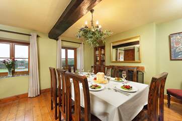 What a fabulous dining-room! Holiday meals will be a delight in here.