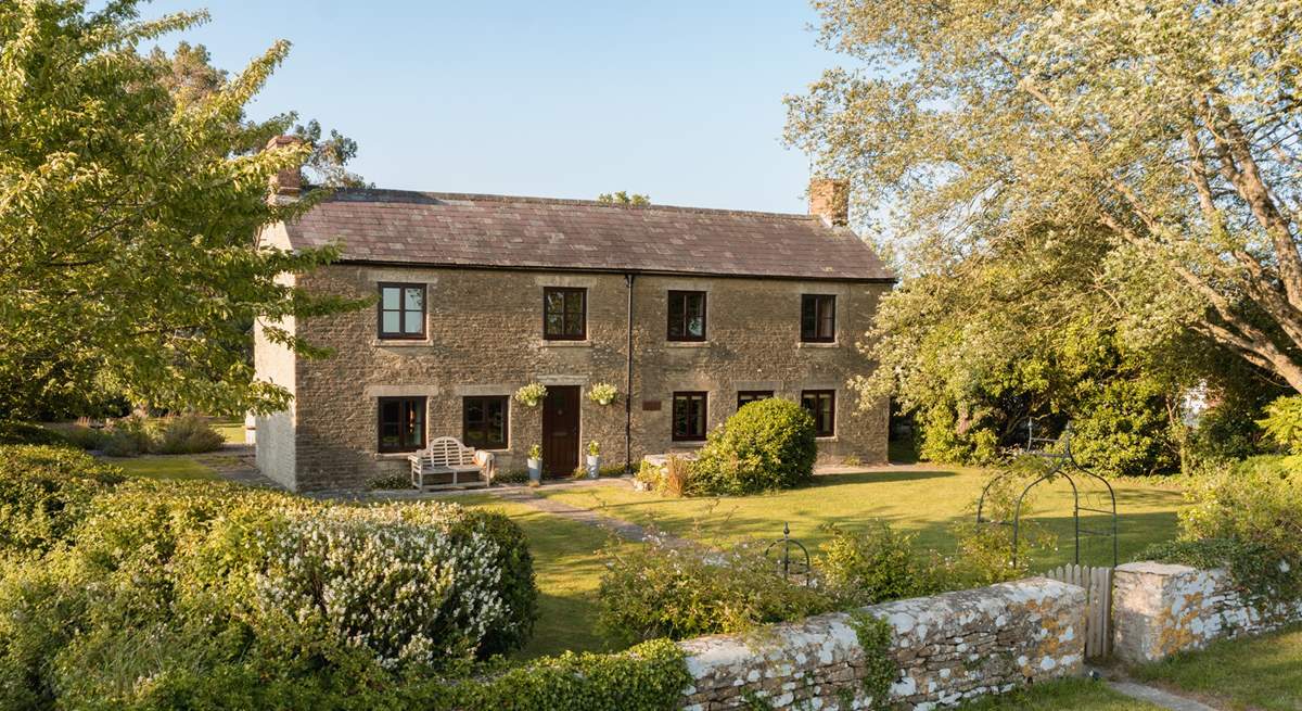 Set against a stunning rural backdrop, Park Farm Cottage is a beautiful character home with spacious accommodation and extensive grounds to explore...