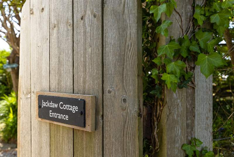 Welcome to Jackdaw Cottage.