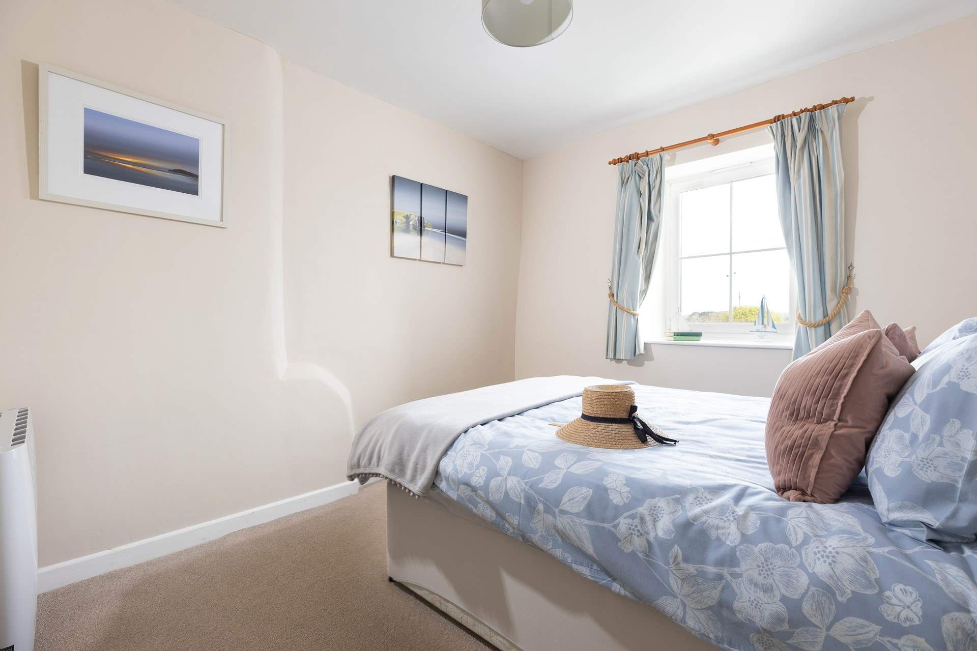 Enjoy far reaching views over the rolling Cornish countryside. 