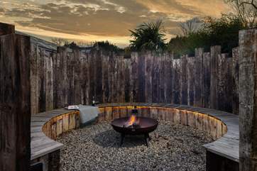 The fabulous fire pit for dreamy evenings toasting marshmallows.