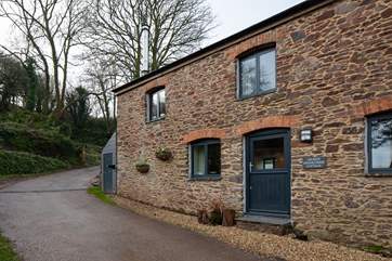 Such a stunning semi-detached cottage.
