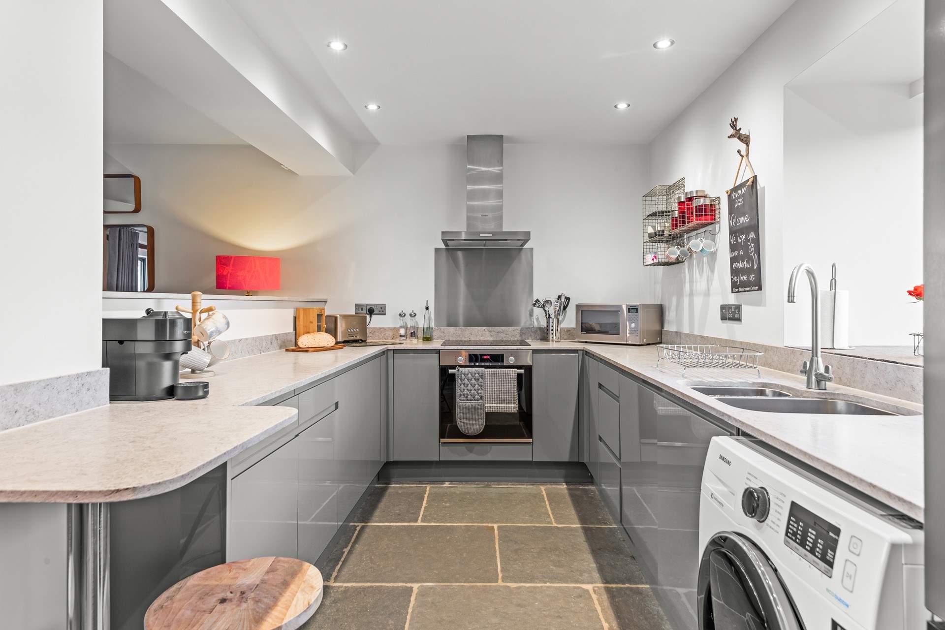 The very well-equipped kitchen. Perfect for whipping up a feast.