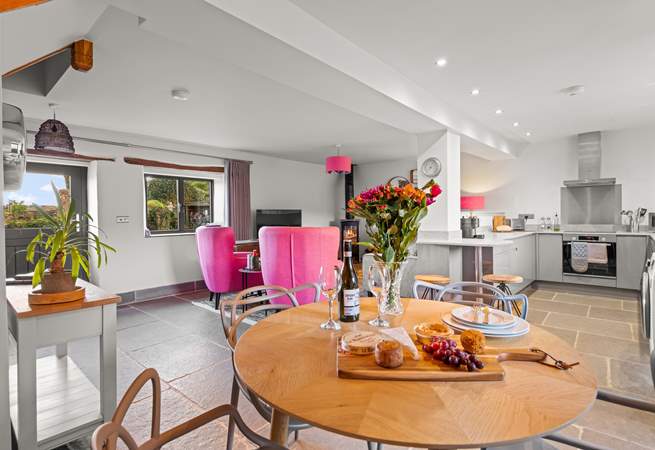 The open plan design of this beautiful cottage makes eating, dining and relaxing together a real pleasure.
